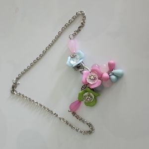 Silver necklace with Pastel flowers (f15)